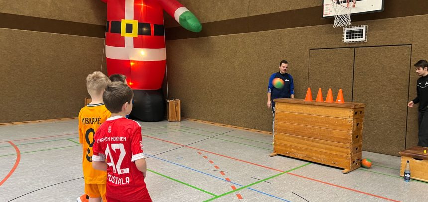 Rekord-Beteiligung und strahlende Augen: Ein Rückblick auf die SG Teuto Kinderweihnachtsfeier 2025