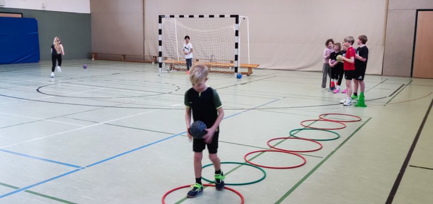 SGT_Handballtag-StMartin-03 Begeisterter Nachwuchs: Unser Handball-Aktionstag an der Grundschule St. Martin